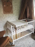 Woodies podloga za previjanje za krevetić white