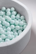 PLUSH NEST Loptice za bazen promjera 6 cm – 200 kom – mint - Slika 8