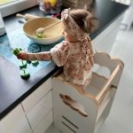 PLUSH NEST Toranj za pomoć u kuhinji, kuhinjska stolica u 3 razine - oblak - Slika 13