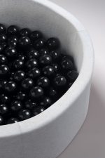 PLUSH NEST Loptice za bazen promjera 6 cm – 200 kom - crne - Slika 8