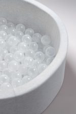 PLUSH NEST Loptice za bazen promjera 6 cm – 200 kom – prozirne - Slika 8