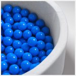 PLUSH NEST Loptice za bazen promjera 6 cm – 200 kom – plave - Slika 4