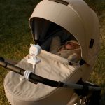Kinderkraft NITEEYE TRAVEL bežični baby monitor sa stalkom za kameru, White - Slika 3
