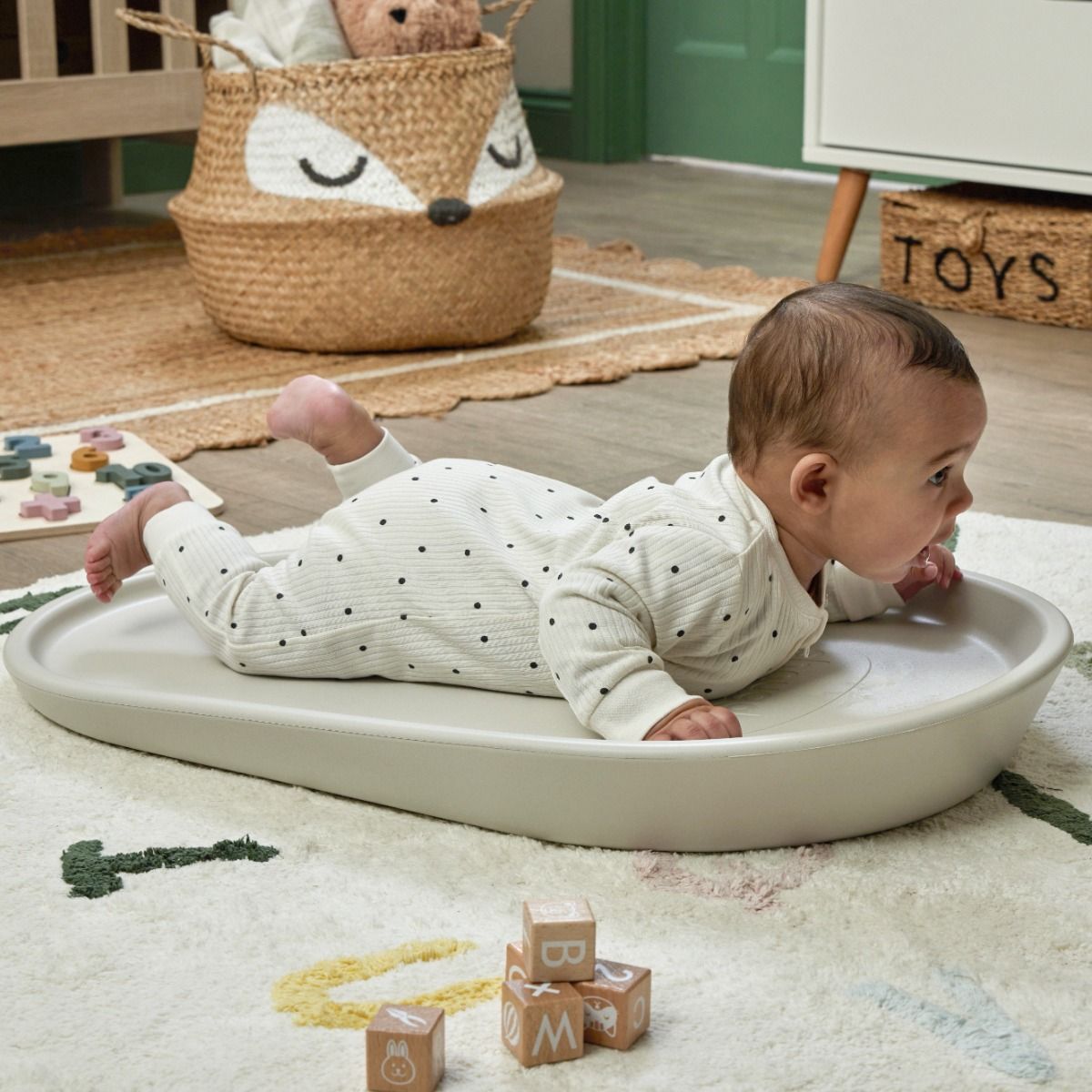 Shnuggle Silikonska mekana podloga za prematanje Squishy - Ivory - Slika 5