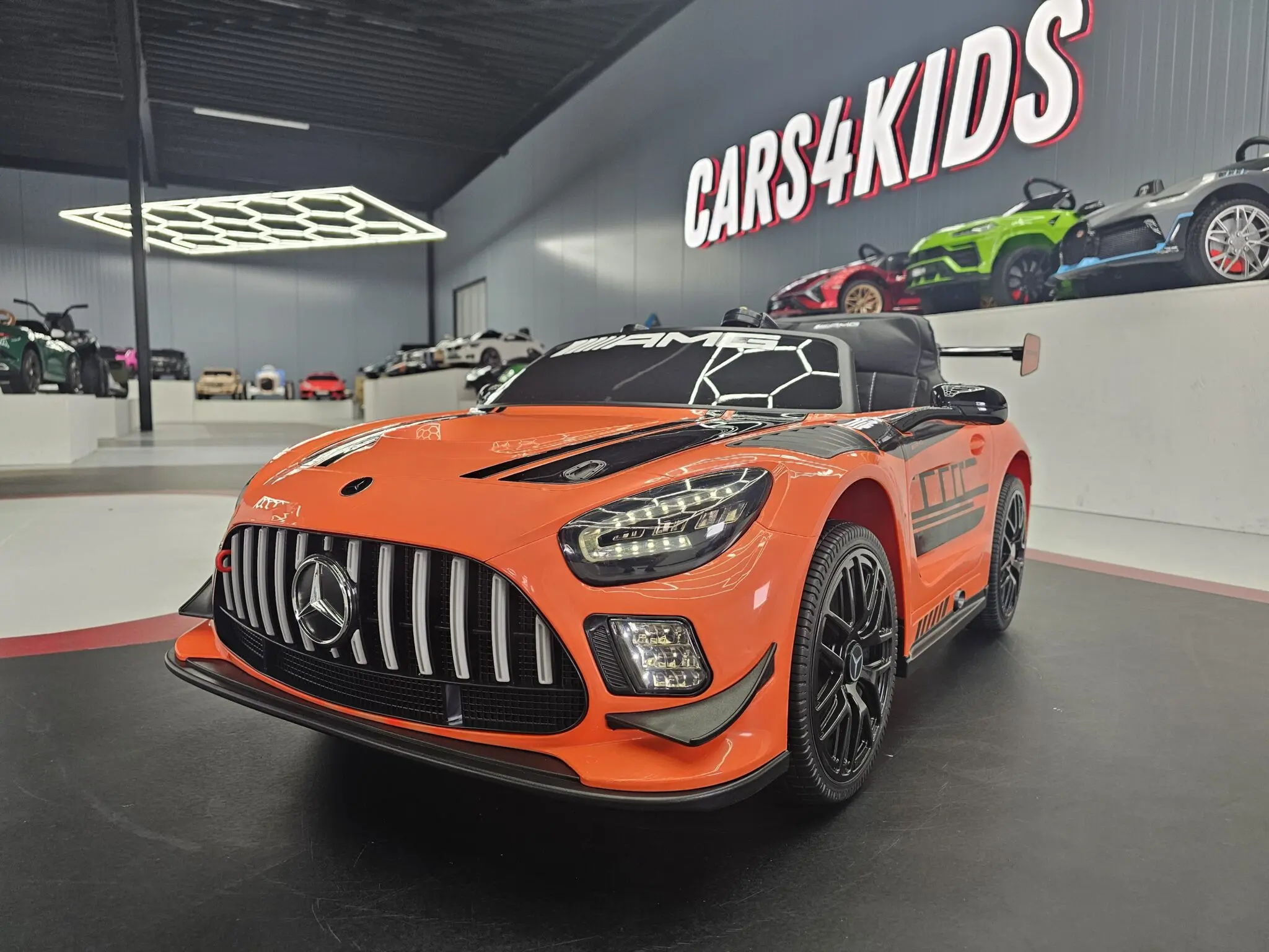 Kinderauto-Mercedes-GT3-AMG.jpg Dječji automobil Mercedes GT3 AMG 12 volti - Slika 1